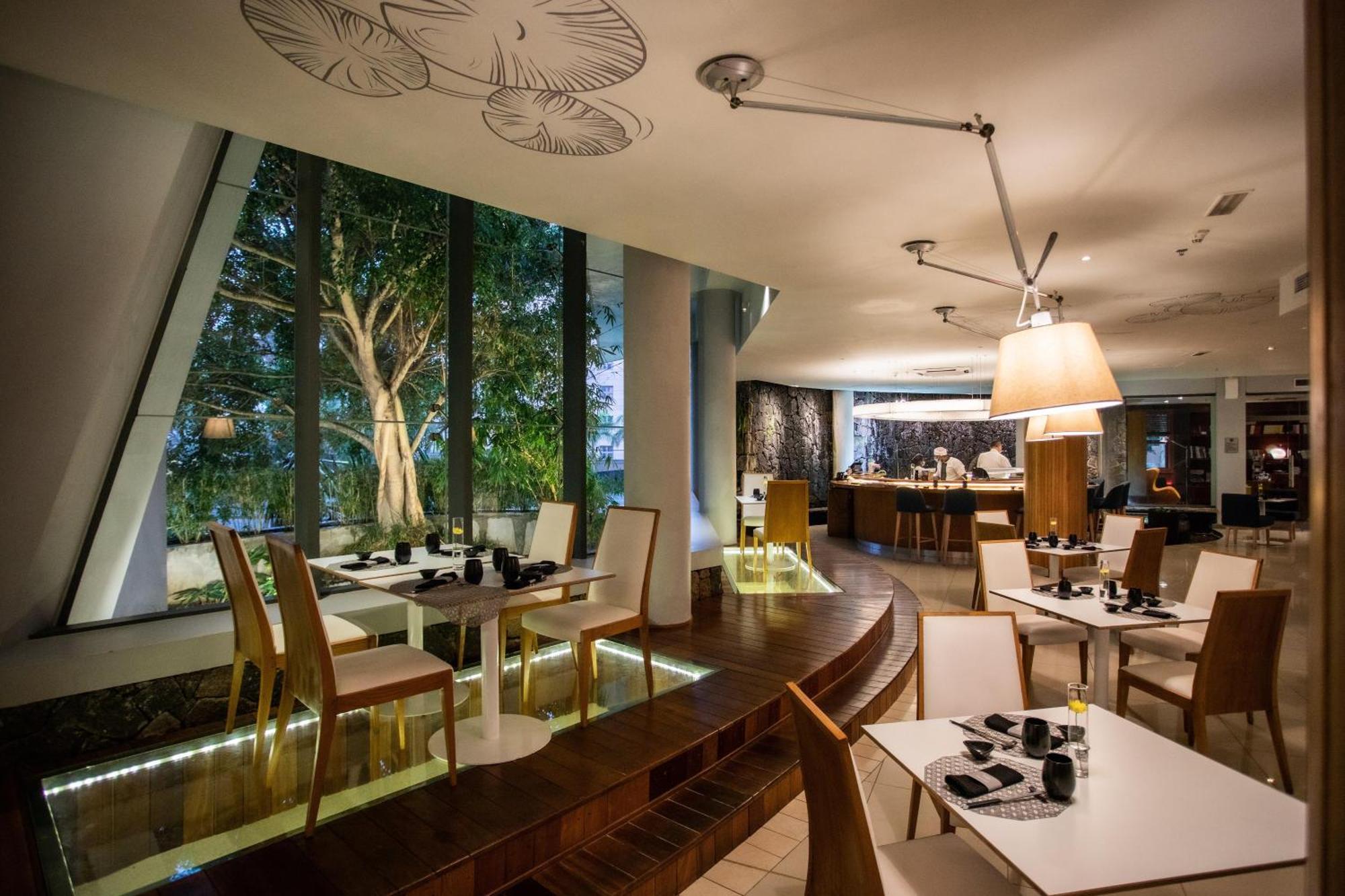 Hennessy Park Hotel Quatre Bornes Buitenkant foto