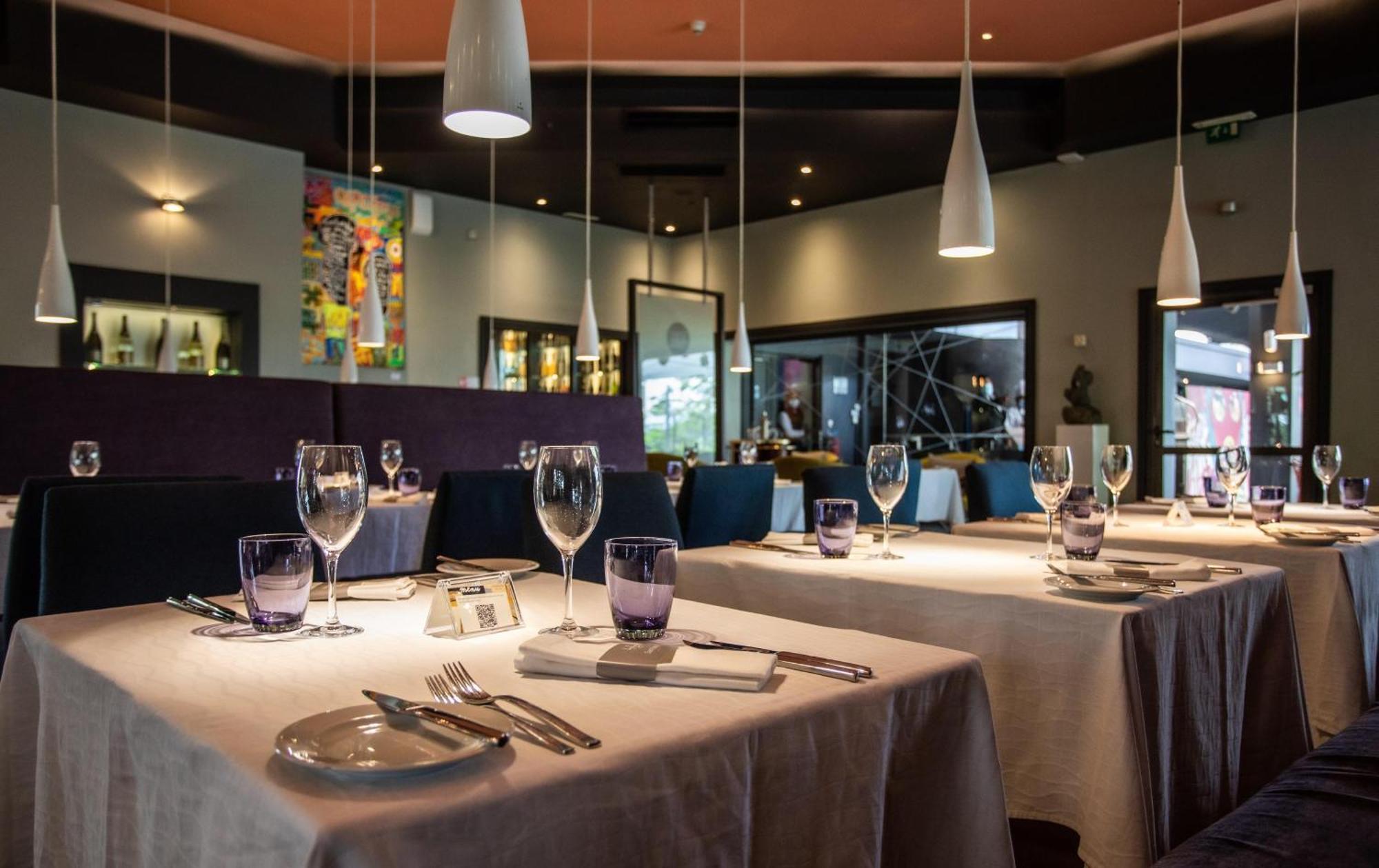 Hennessy Park Hotel Quatre Bornes Buitenkant foto