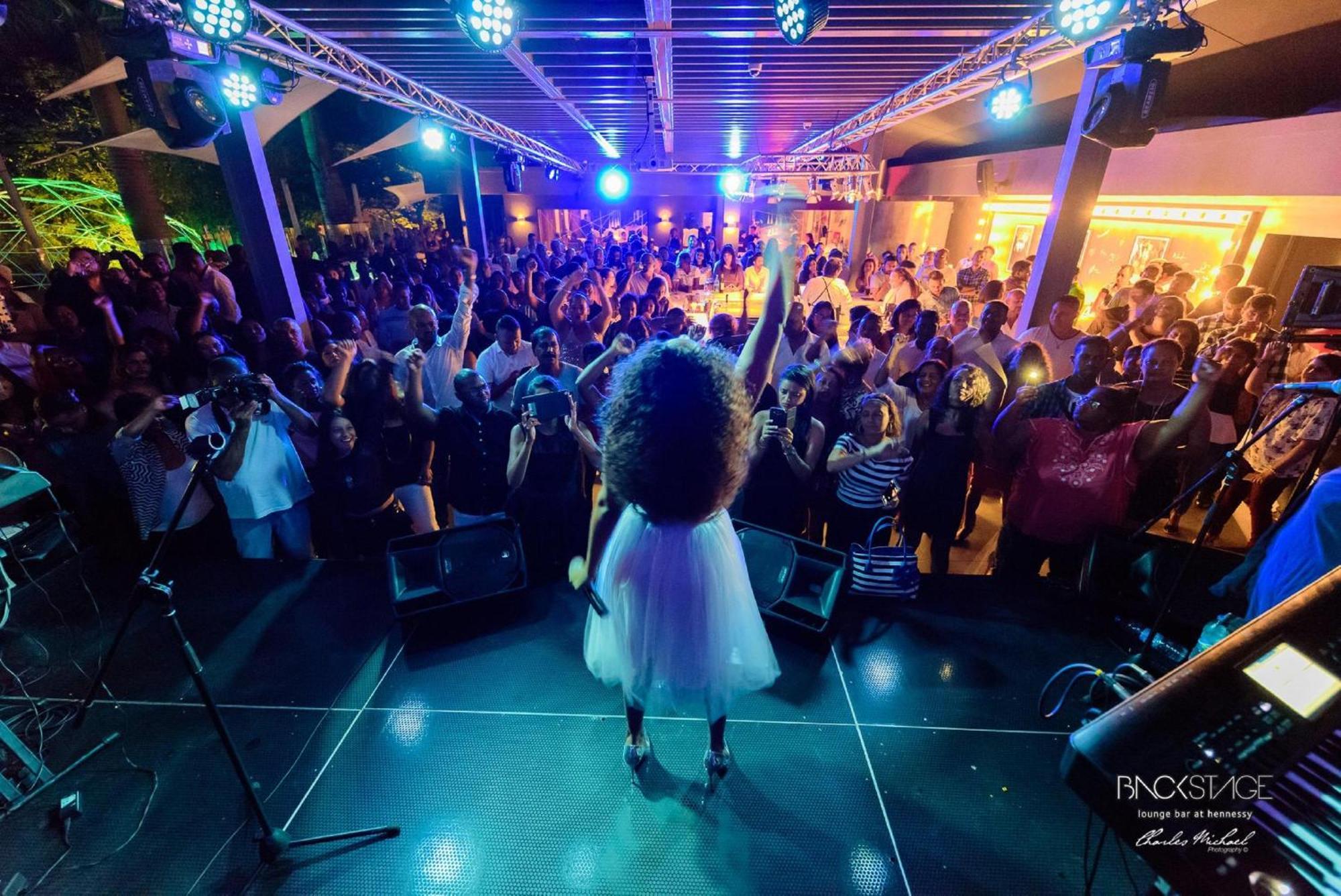 Hennessy Park Hotel Quatre Bornes Buitenkant foto