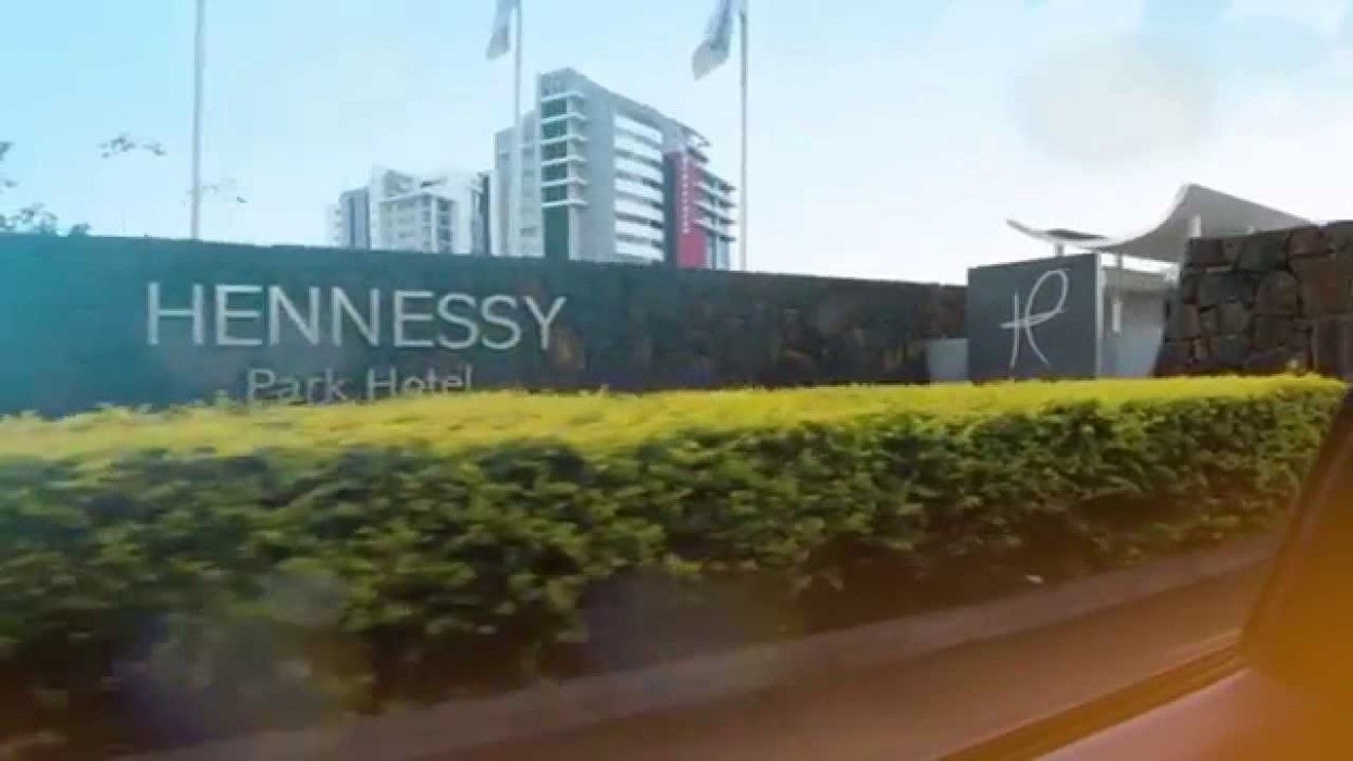 Hennessy Park Hotel Quatre Bornes Buitenkant foto